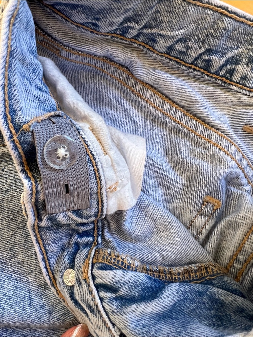 Old Navy Light Blue Relaxed Carpenter Jeans - Picture 4 of 5